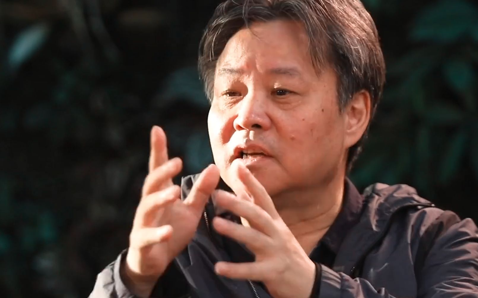 余华这段盗版采访，我可以看一天！ KK社区